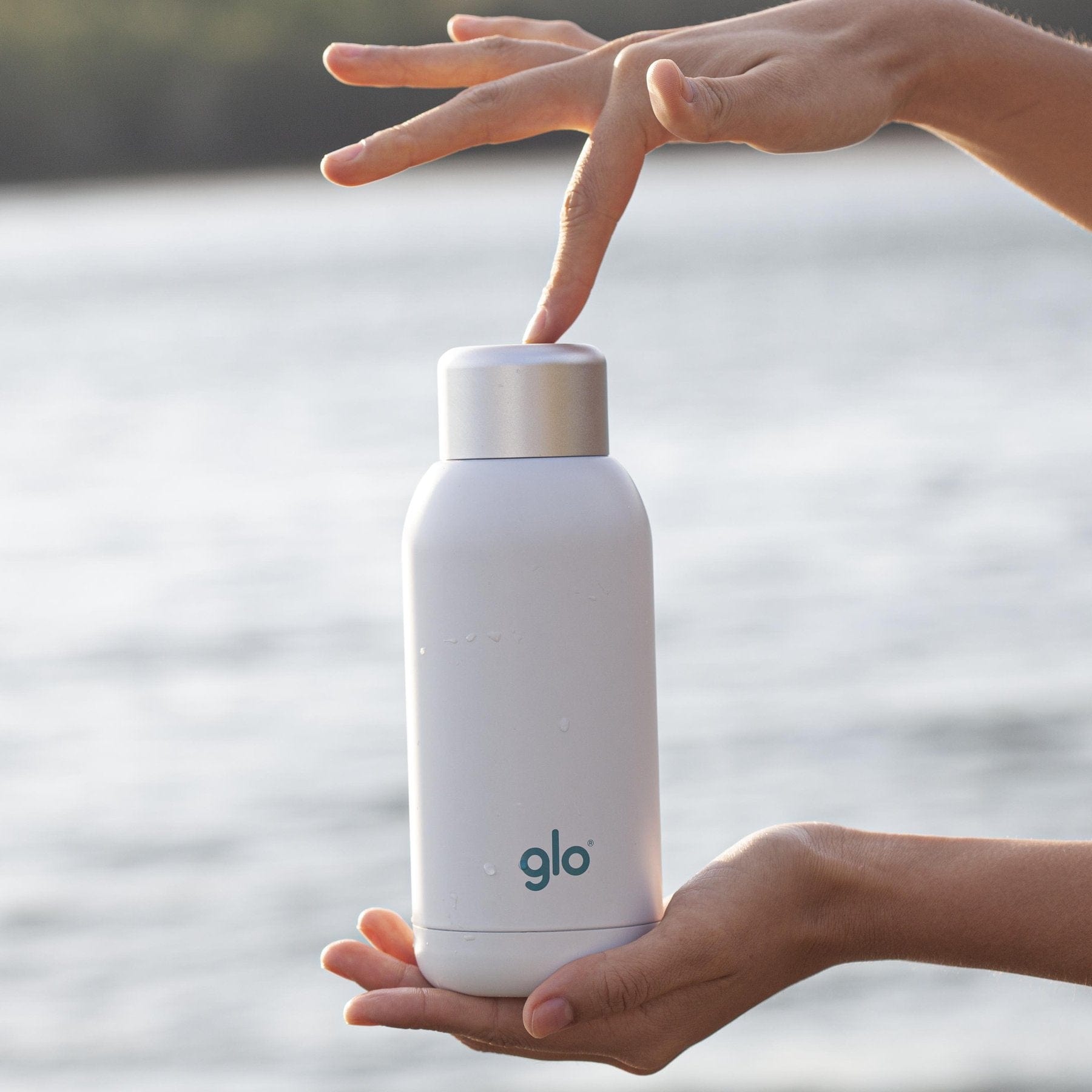 PURE BOTTLE: the UV self-cleaning bottle!