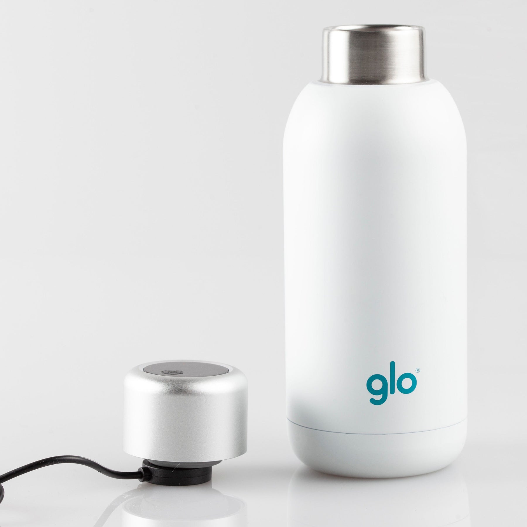 PURE BOTTLE: the UV self-cleaning bottle!