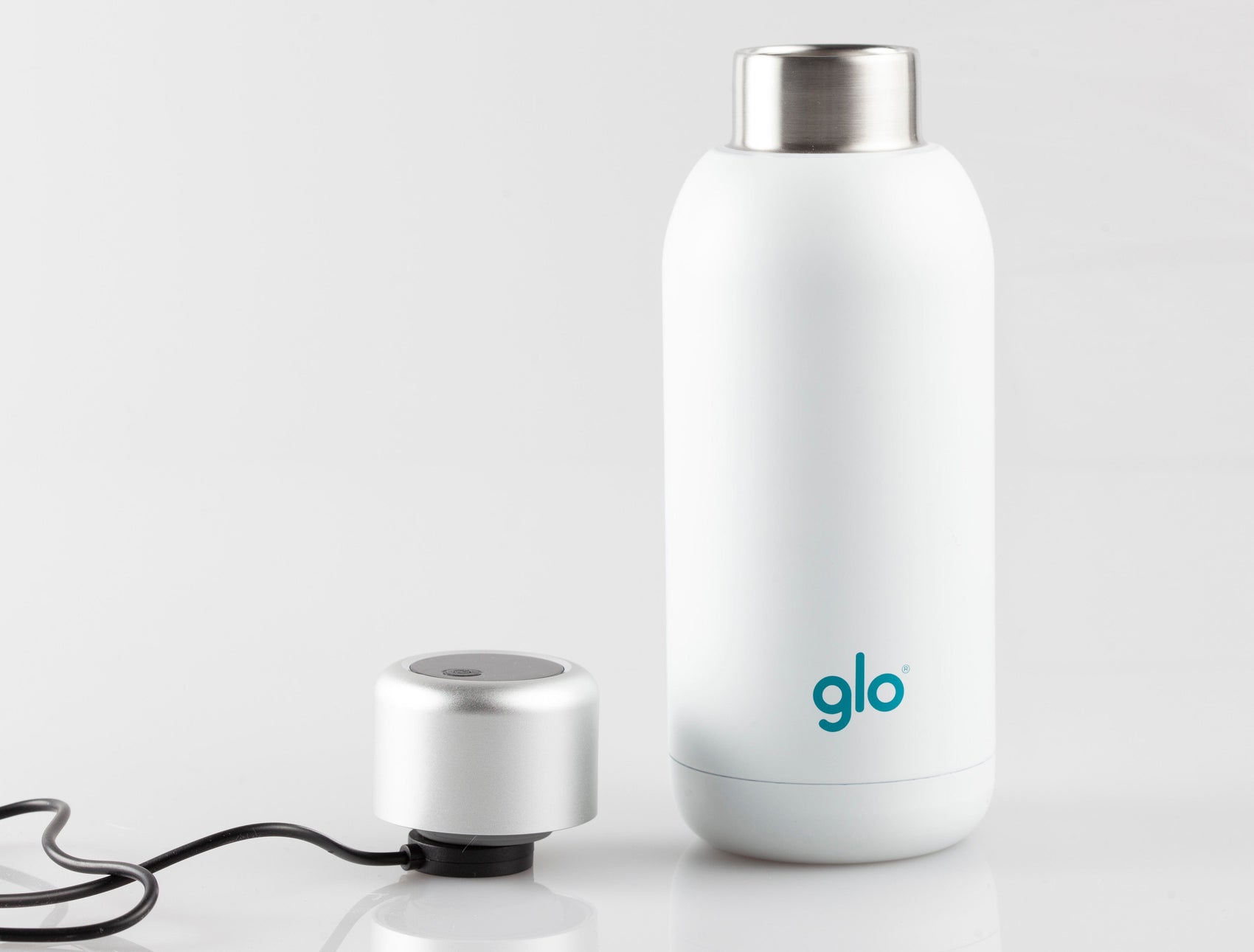 PURE BOTTLE - Self Cleaning Water Bottle Powered with UV Technology